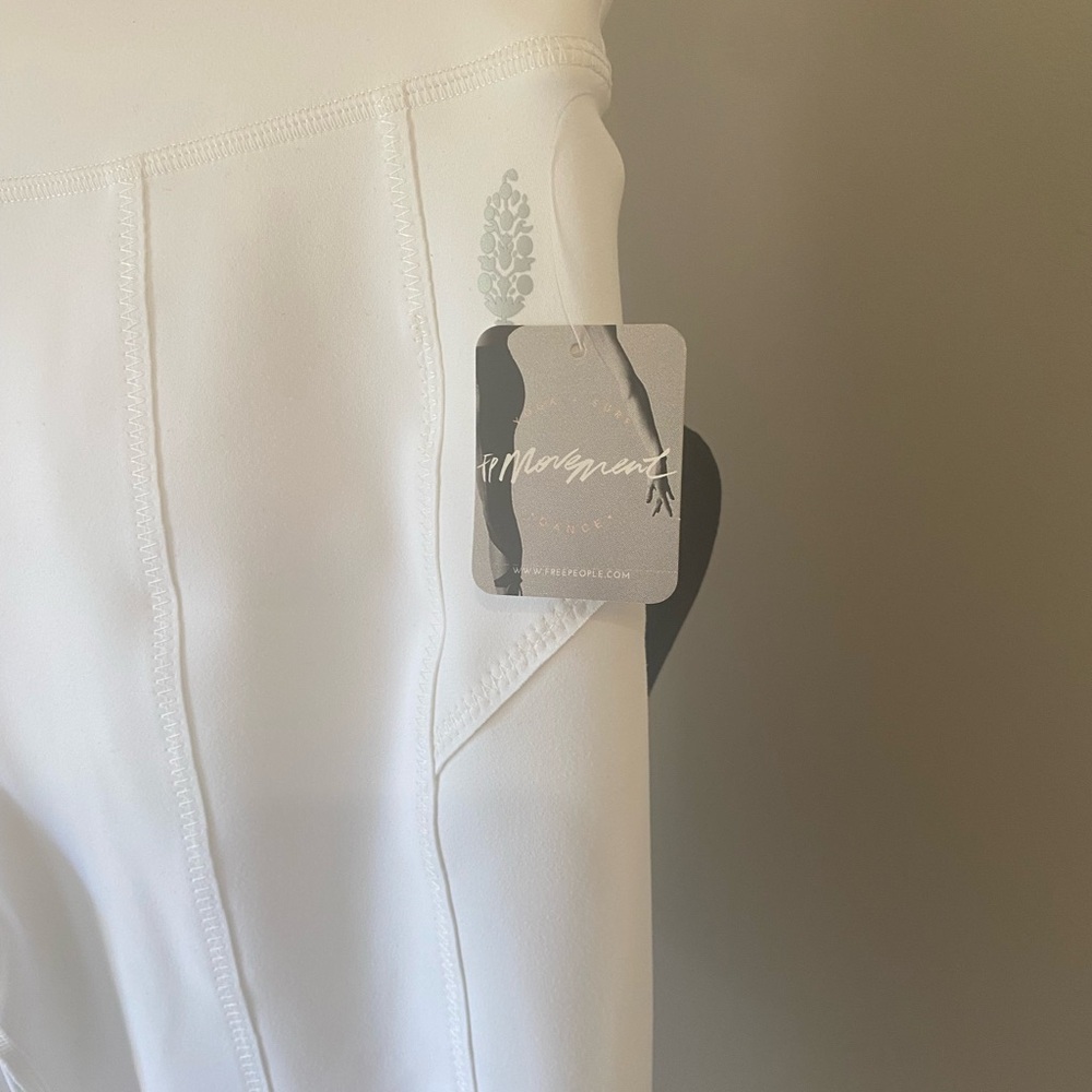 NWT FP Movement by Free People White Leggings size S - Picture 3 of 5